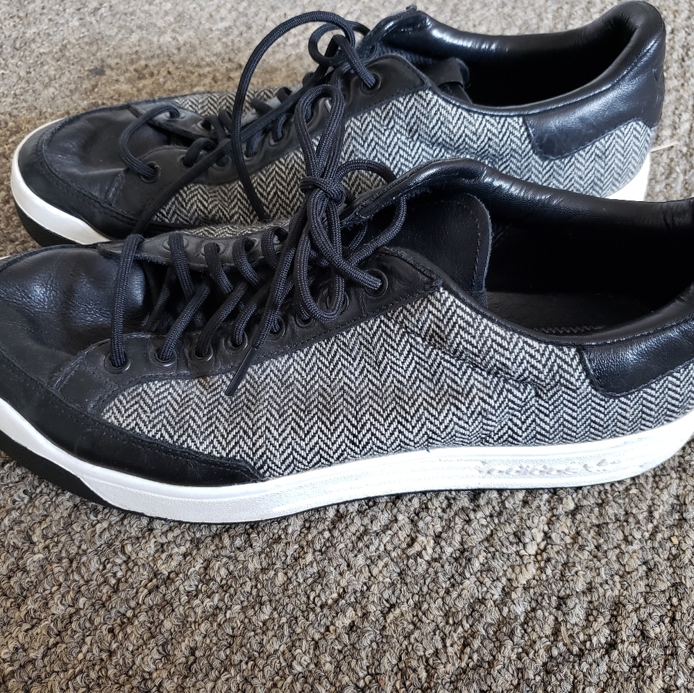 Adidas Originals Herringbone Sneakers men's 9